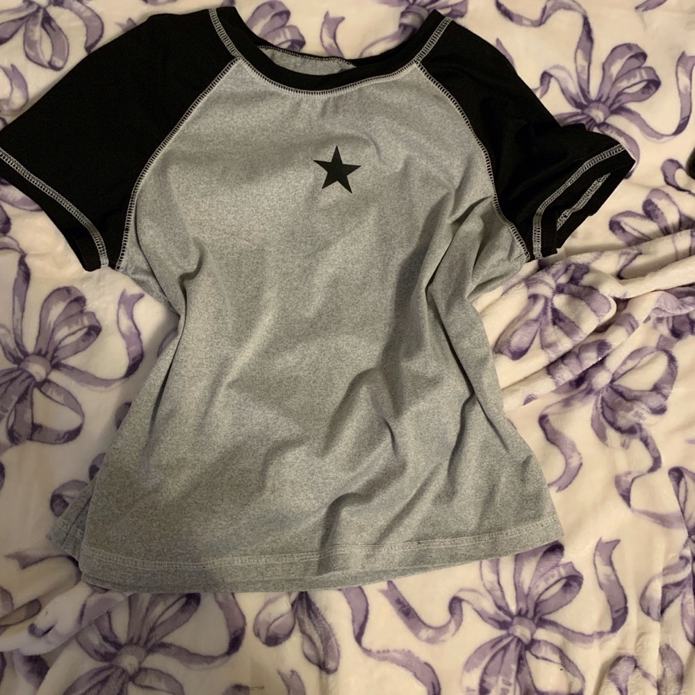 Women’s baby tee Black and Gray Star Shirt